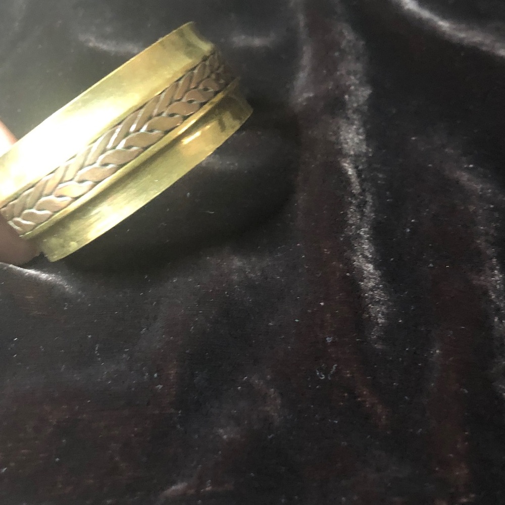 Women cuff bracelet